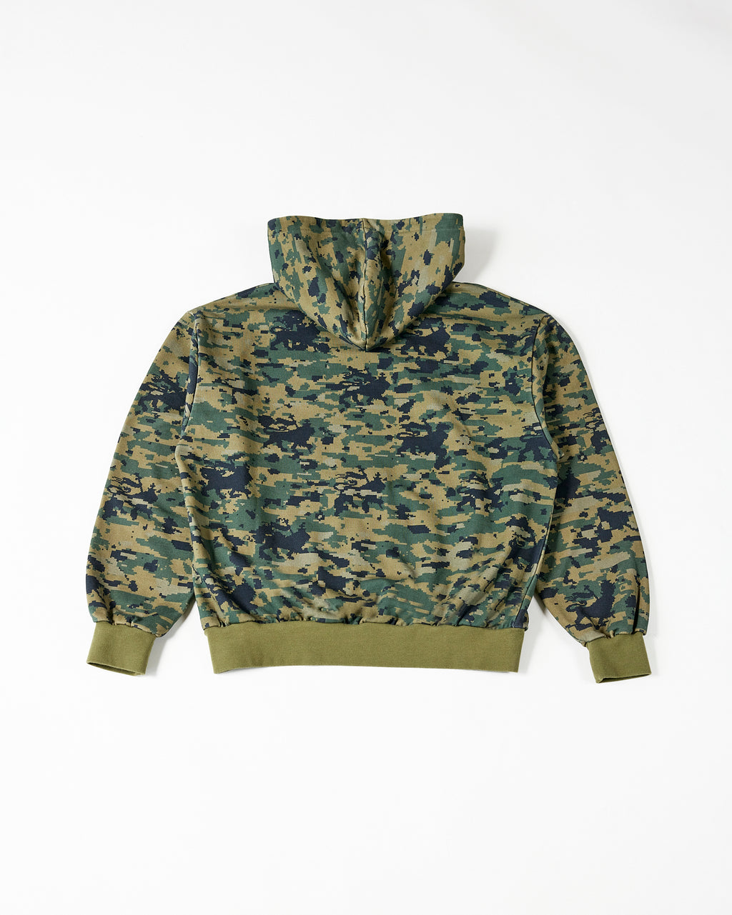 ⁠CAMO ZIP