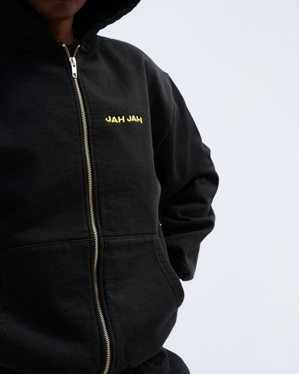 LOGO ZIP HOODIE