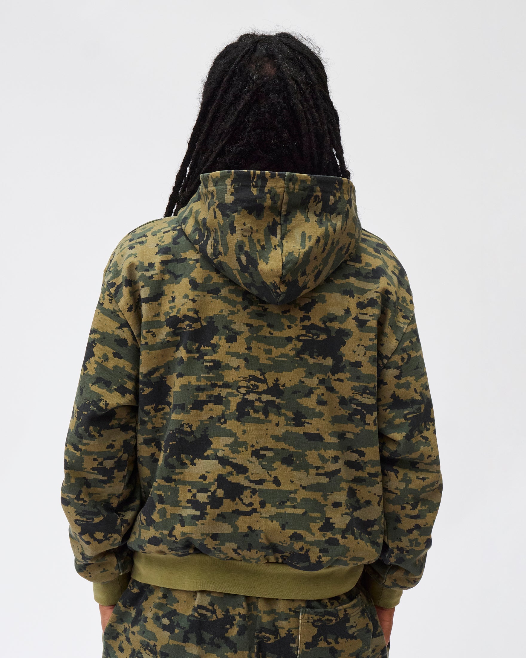 ⁠CAMO ZIP