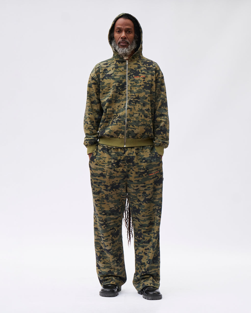 ⁠CAMO ZIP
